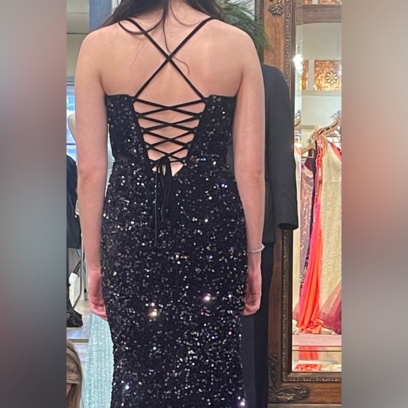 Prom Dress - Picture 2 of 3